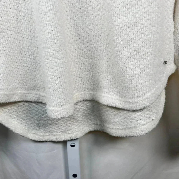 2/$30 Hollister Waffle V-Neck Size Medium Sweater Long Sleeve Cream Soft Relaxed - Picture 5 of 6